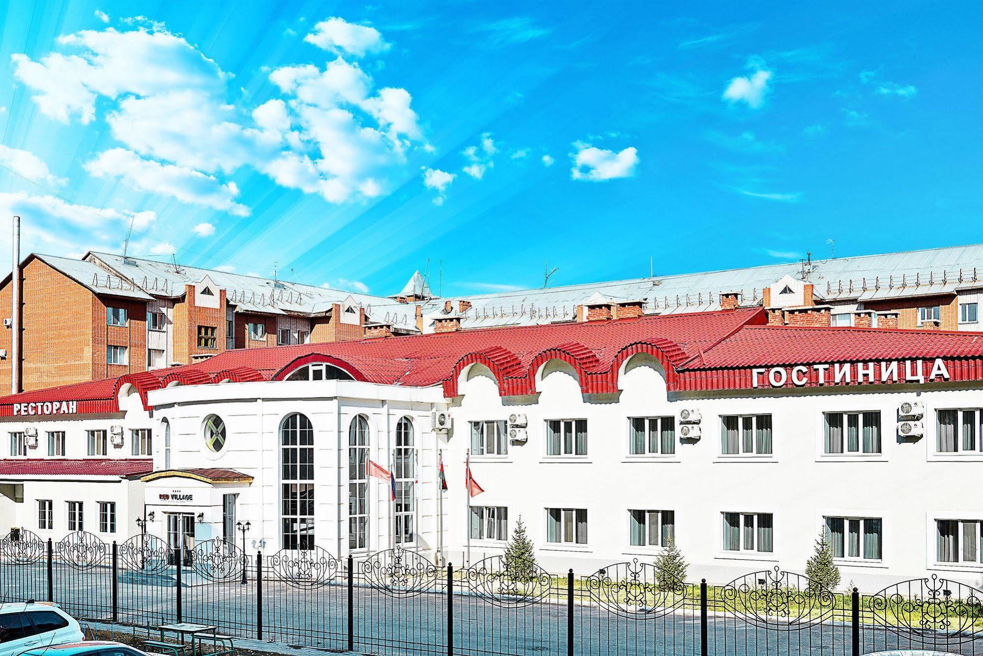 Red Village Hotel Astana Buitenkant foto